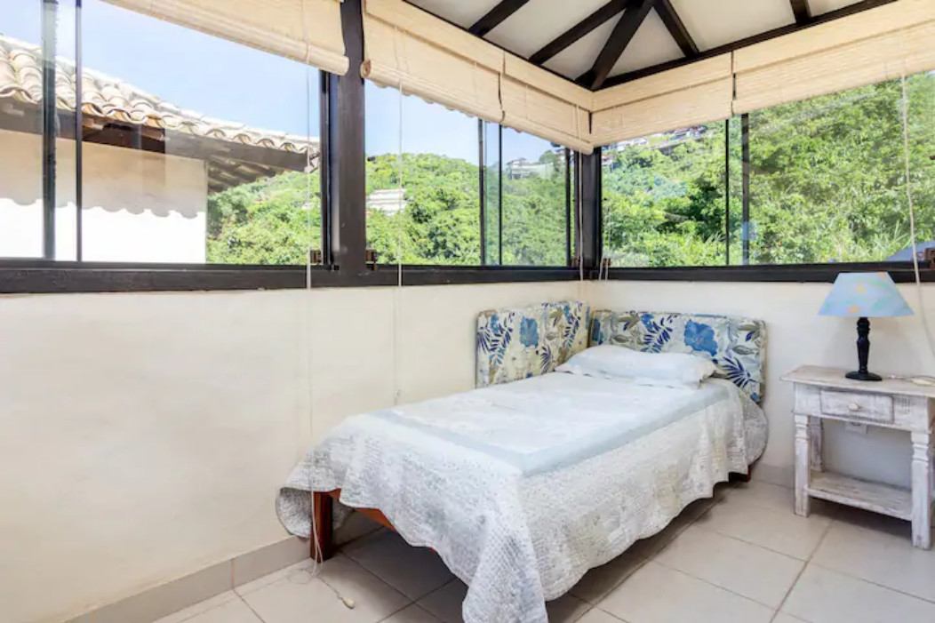 quarto solteiro anexo suite.png